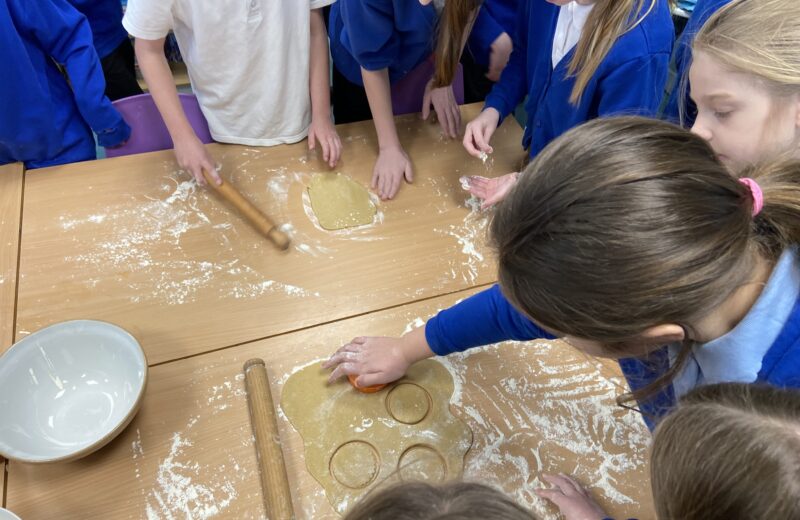 4/5H DT – Tudor and modern recipes