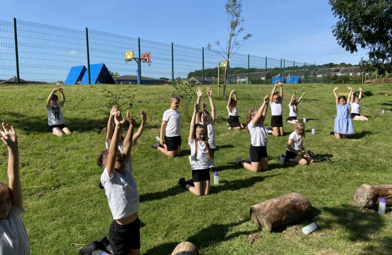 Y4/5WH – Forest school yoga and mindfulness