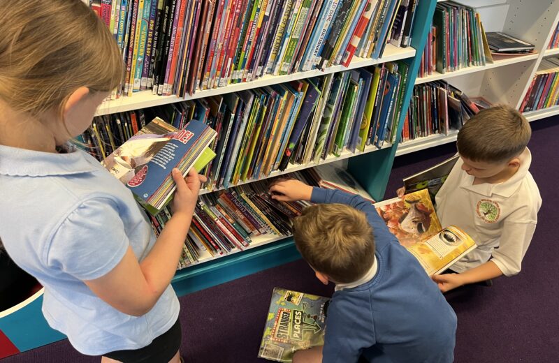 Final visit to the library for 3WB!
