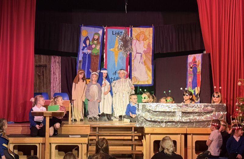 Christmas with the Aliens KS1