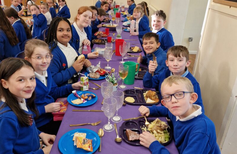 Y5/6D Golden Table