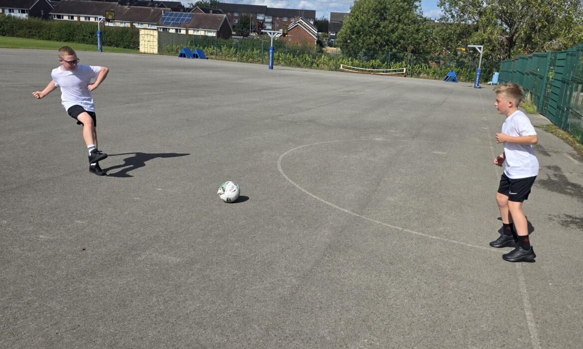 Football Y5/6D