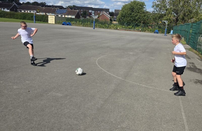 Football Y5/6D