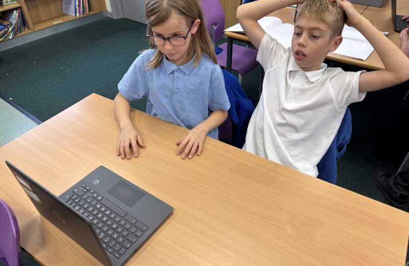 4/5WH ICT Communications online