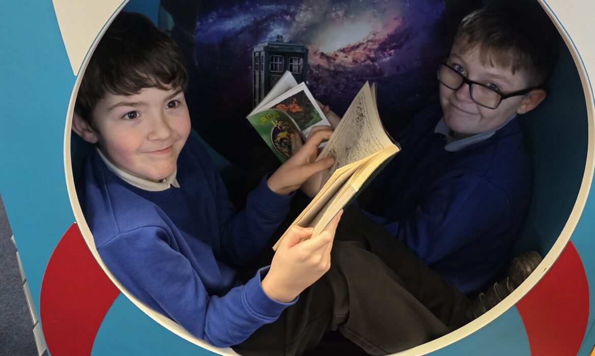 Y5/6D Visit The Library