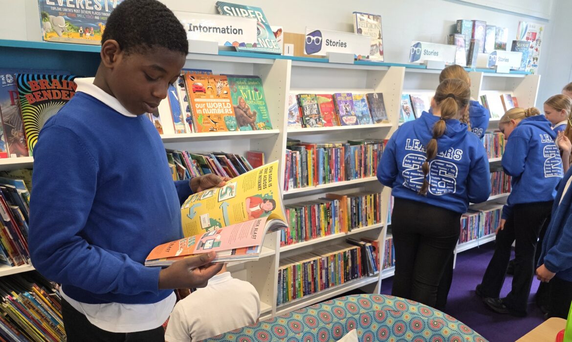 Y5/6D Visit The Library